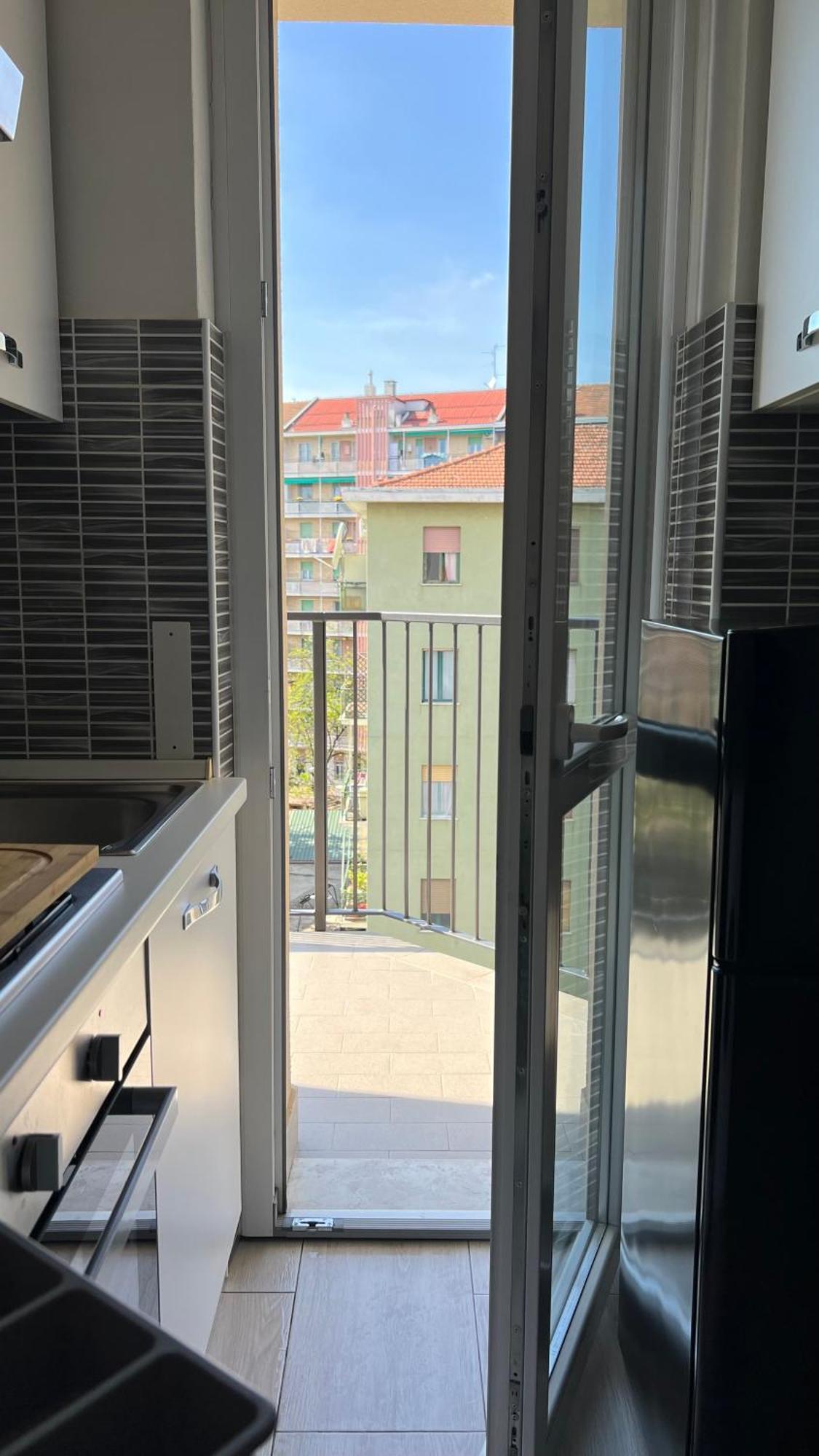 Rafael Milano - 10 Min From Linate Airport, Centrale Fs, Ospedale San Raffaele Lägenhet Exteriör bild