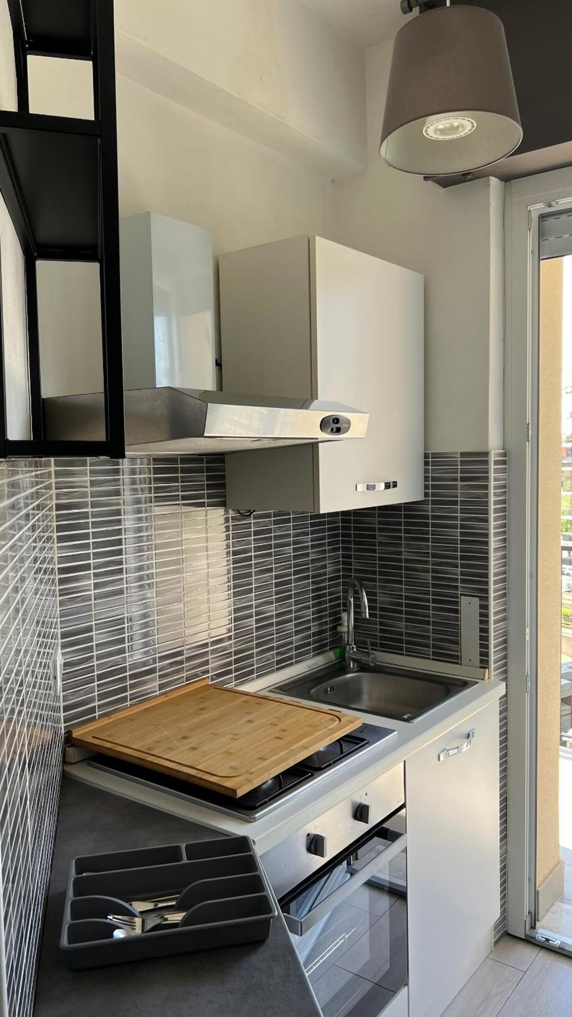 Rafael Milano - 10 Min From Linate Airport, Centrale Fs, Ospedale San Raffaele Lägenhet Exteriör bild